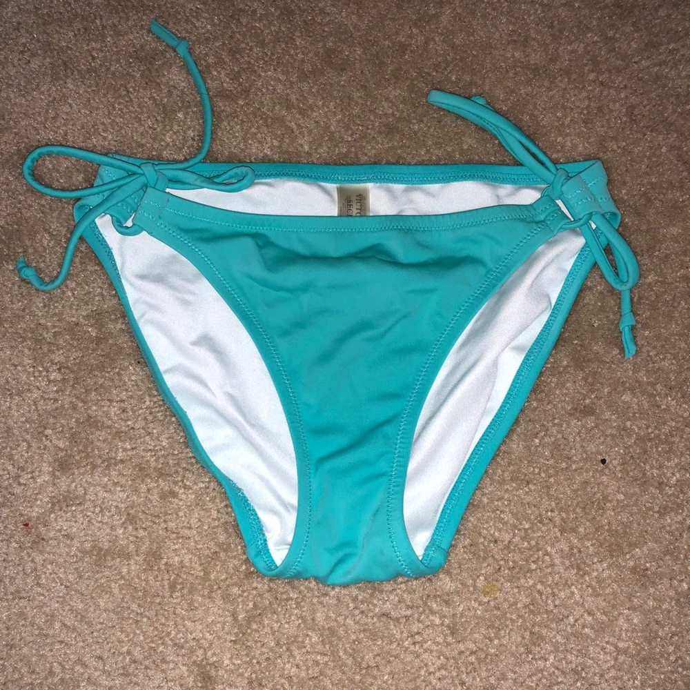 Victoria Secret size Small bikini bottom